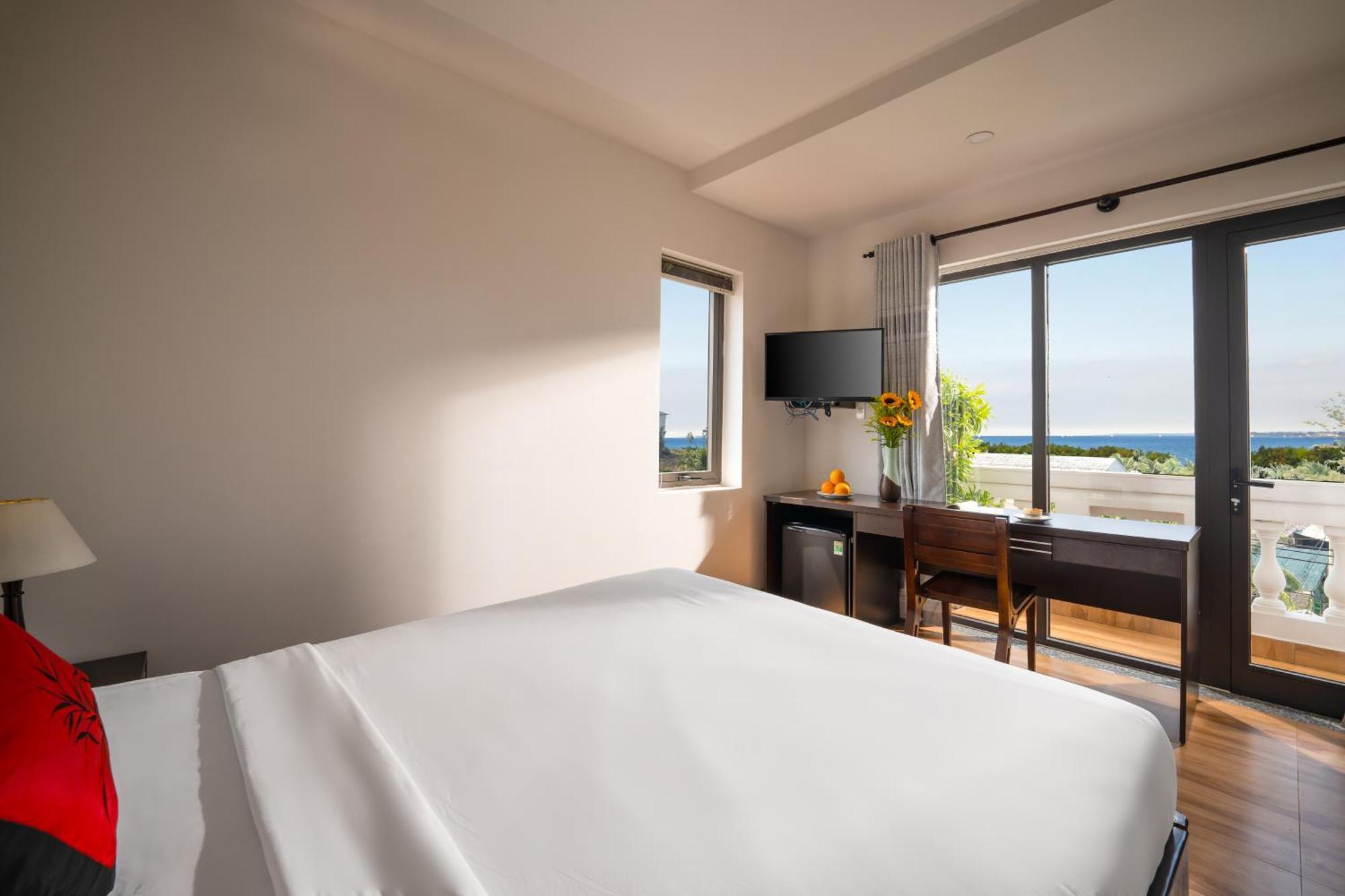 Viet Long Hoian Beach Hotel - Stay 24H Хойан Экстерьер фото